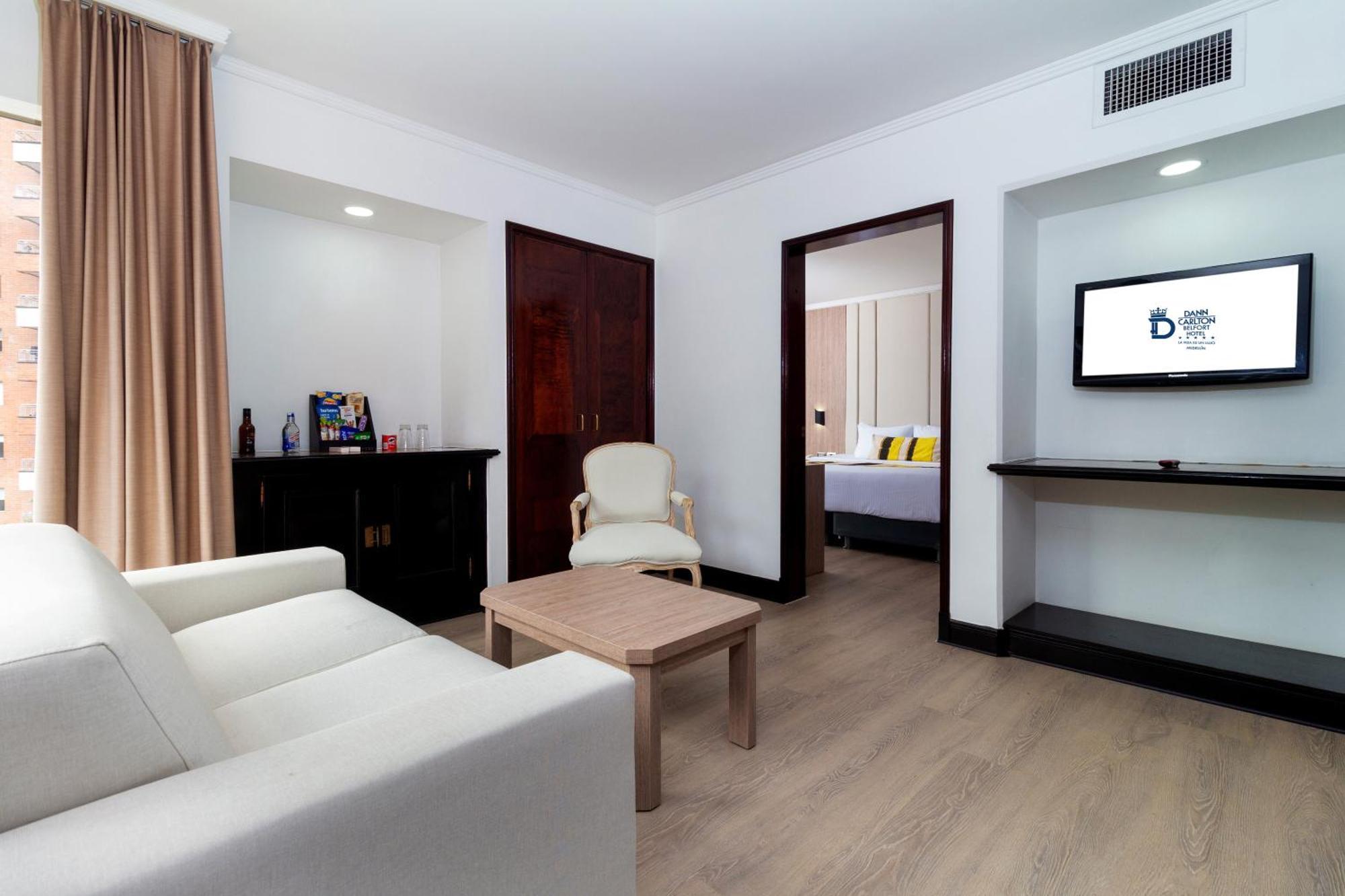 Hotel Dann Carlton Belfort Медельин Экстерьер фото Suite