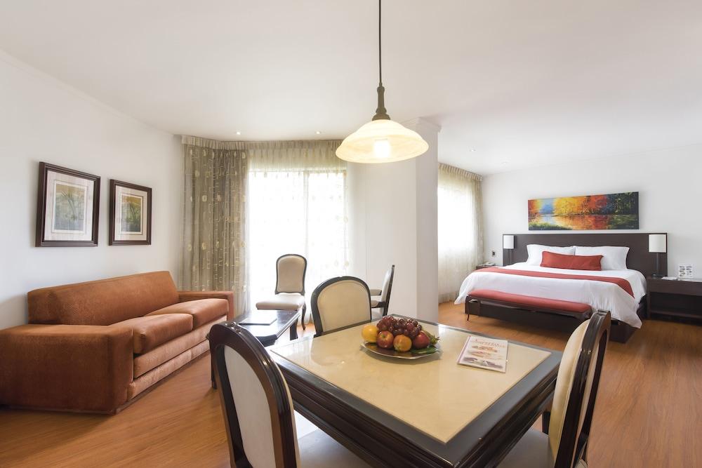Hotel Dann Carlton Belfort Медельин Экстерьер фото Suite