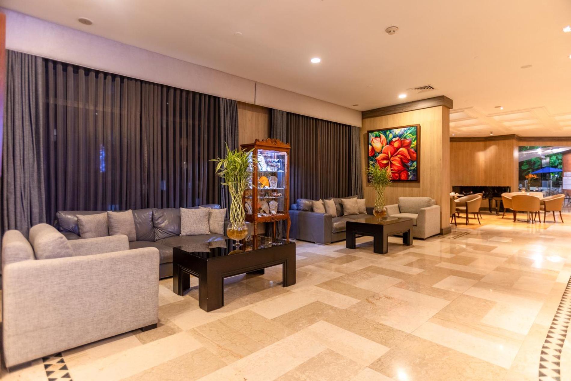 Hotel Dann Carlton Belfort Медельин Экстерьер фото Lobby